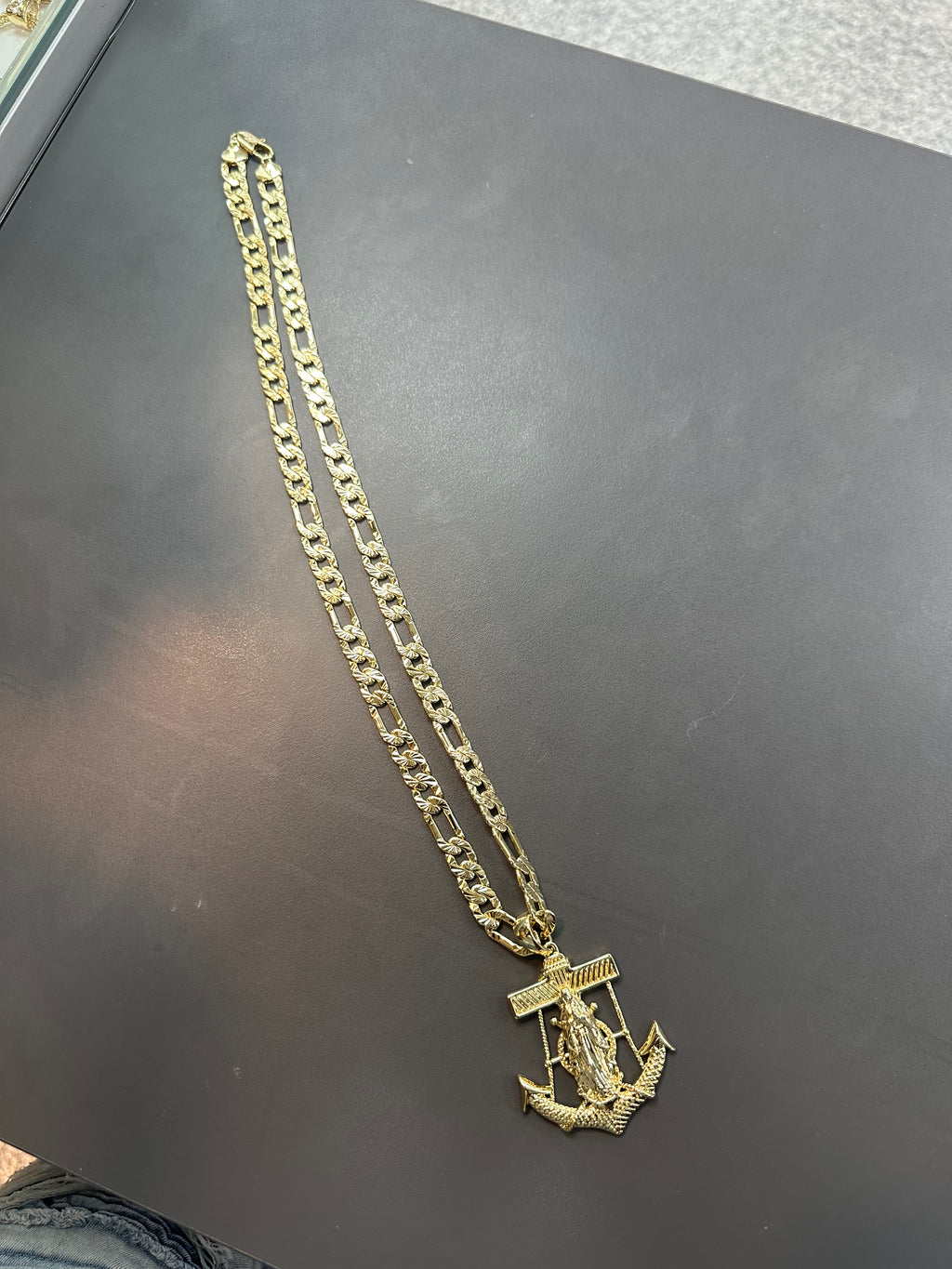Gold plated chain 22”