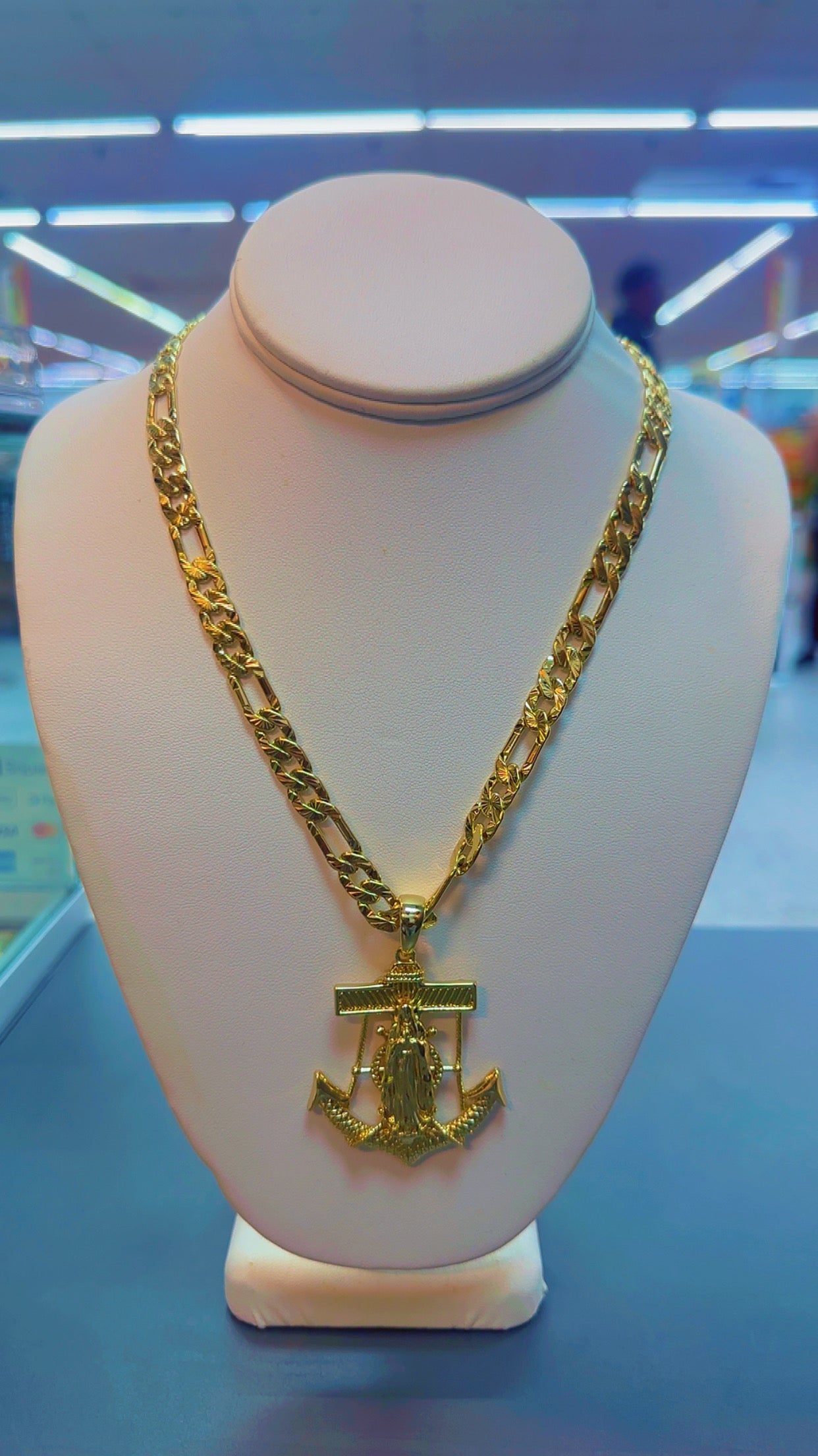 Gold plated chain 22”